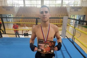 Kik boks: Sjajan nastup boraca "Top fighter-a" na Prvenstvu Vojvodine
