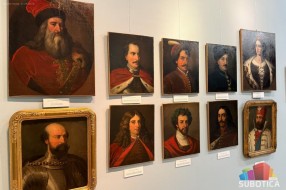 Stručno vođenje kroz izložbu Karolja Jakobeja u Gradskom muzeju