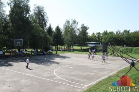 Održan sportski dan u školi na Bikovu