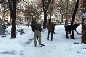 Subotičani čistili pešačke staze i prelaze