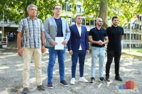 Deo opozicije ukazao na lošu bezbednosnu situaciju po pitanju migrantskih obračuna