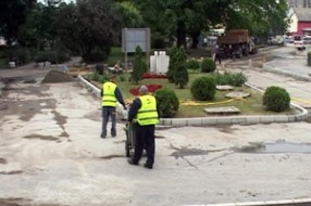 Uređuju se površine u Bolnici