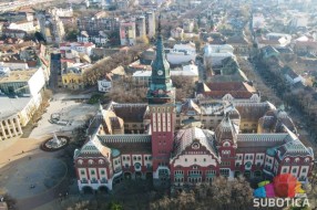 Sutra isplata dve rate stipendije i kredita za nadarene učenike i studente