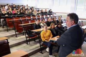 Ekonomski fakultet otvorio vrata maturantima Ekonomske škole "Bosa Milićević"
