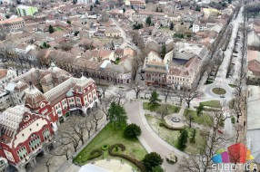 Najugroženiji penzioneri dobijaju pakete pomoći, slede nove restriktivne mere