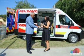 Hitna pomoć dobila novi "sanitet" i aparat za mehaničku kompresiju grudnog koša