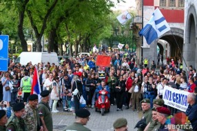 "Da li veruješ meni ili misliš svojom glavom?" - Subotica domaćin narednog "velikog" protesta