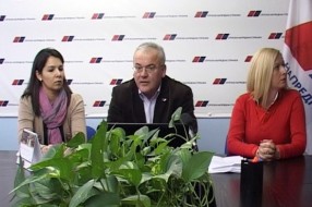 SNS ukazuje na nenamensko trošenje državnih para