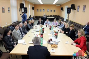 Poseta delegacije iz Bratislave Tehničkoj školi "Ivan Sarić"