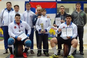 Dizači tegova Spartaka šampioni Srbije u kategoriji do 23 godine