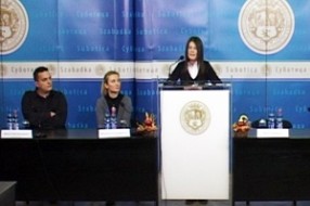 Izložba: „Bez rezervacije: umetničke intervencije sa stolicama"