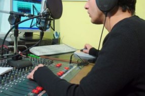 Slavoslovlje na radio talasima