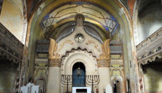 Gradilište Sinagoge godinu dana prazno