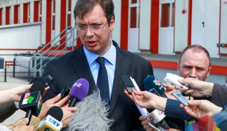 Premijer Aleksandar Vučić posetio „Swarovski“ i „Siemens“