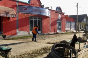 Novo selo: Kanalizacija na poček