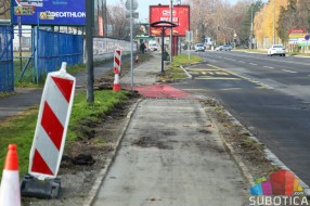 U toku radovi na biciklističkoj stazi uz Segedinski put