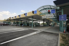 Do Segedina putarina, a nalepnica nema
