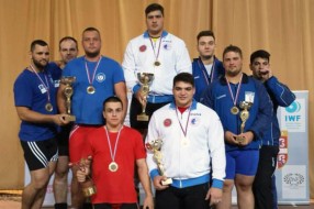 Dizači tegova Spartaka osvajači 30. Kupa Subotice, Ervin Rožnjik najbolji pojedinačno