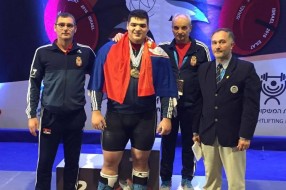 Tamaš Kajdoči juniorski vicešampion Evrope u dizanju tegova