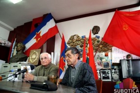 Akademija i polaganje venaca na Titovu spomen-bistu povodom Dana SFRJ