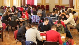 Dan broja "π" (Pi): Gimnazijalci se takmičili iz matematike i fizike