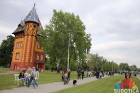 Prvomajski uranak na Paliću