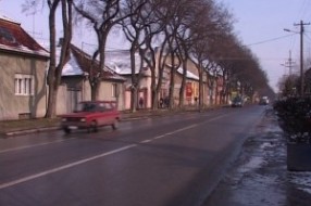 Krpe se rupe po putevima