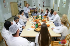 Decenija dualnog obrazovanja u Srbiji - praksa i teorija kao ključ uspeha