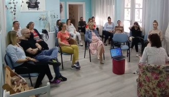 "Reci NE depresiji posle porođaja" - Udruženje "Anahitas" pomaže majkama u borbi protiv postporođajne depresije