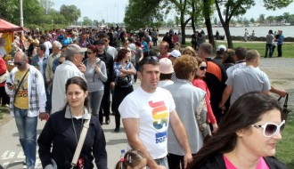 Više desetina hiljada posetilaca 1. maja prošetalo Palićem