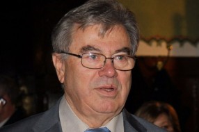 Todosijević: Počnimo ponovo verovati u sebe