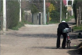 Ulica Rolana Romana i dalje u prašini