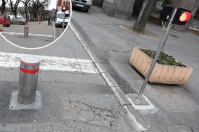 Stubići za ulazak u pešačku zonu u centru grada od četvrtka u funkciji