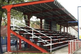 Sporna tribina u Prvomajskoj