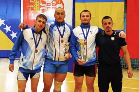 Dizanje tegova: Mlada ekipa Spartaka druga na međunarodnom Kupu Bača