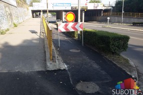 Renovira se biciklistička staza ispod podvožnjaka kod Nove opštine