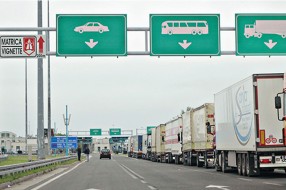Kamionski redovi na graničnim prelazima