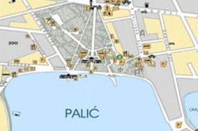 Natovareni kamioni uništavaju kuće na Paliću