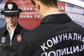 Komunalna policija: kazne za plakate