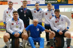 Dizačima tegova Spartaka ekipno prvo mesto na Prvenstvu Srbije u Baču