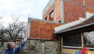 Spor komšija zbog dogradnje objekta