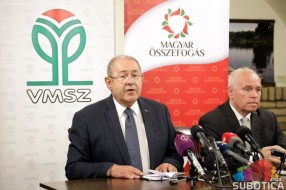 Pastor: Ostajemo svoji na svome u saradnji sa državom