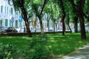 Nepoznala lica obojila svetiljke u crveno