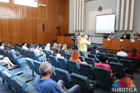 Jedno udruženje za sveobuhvatnu podršku osobama sa invaliditetom