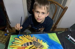 Šestogodišnji Tihomir hiperaktivnost i poremećaj pažnje kontroliše umetničkim delima