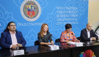 Za Dan grada Zorica Brunclik, orkestar “100 violina” i violinistа Stefan Milenković u pratnji Subotičkog simfonijskog orkestra