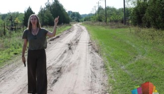 Šleperi zagorčali život meštanima Liparske ulice - brazde i prašina u sred "fabrike kiseonika"
