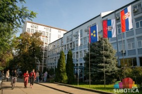 Počela nadoknada nastave na Ekonomskom fakultetu