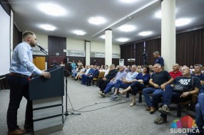 Film "Put u nepoznato", prikazana svedočenja ljudi koji su kao deca preživeli "Oluju"