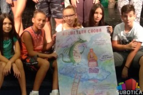 U Subotici nastali „Nasmejani snovi“ Amaterskog pozorišta iz Gračanice